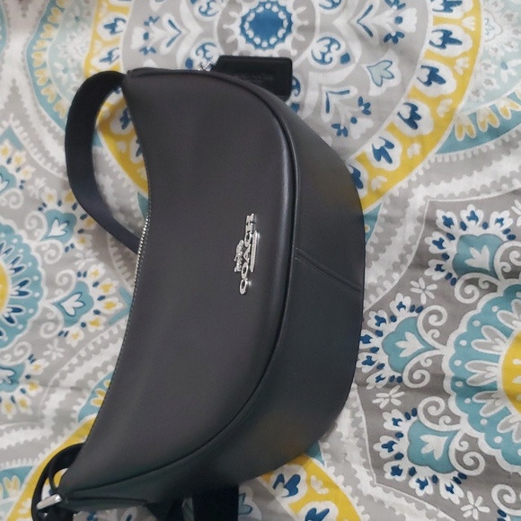 Coach Pace Crossbody - Picture 4 of 5